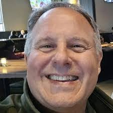 Linda Roehrich's Instagram, Twitter & Facebook