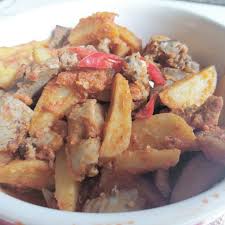 Jangan lupa untuk koreksi rasaknya. Beda Loh Sambal Goreng Ati Kentang Buatan Ku Mpo Ratne