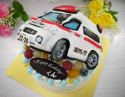 全国配送】救急車の立体ケーキをお作りしました | 【記念日ケーキ専門店】ケーキ工房モダンタイムス