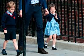 Royal baby space shuttle , велосипед 16'' фиолетовый. Royal Baby A Waving Princess Charlotte Steals The Show As She And Prince George Visit Their New Brother Vanity Fair