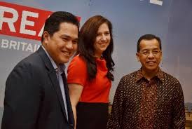 Nama erick thohir pun sudah populer di kalangan publik. Jadi Presiden Inter Erick Thohir Tetap Makan Di Pinggir Jalan Republika Online
