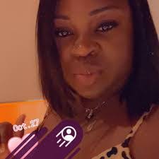 Violet Farley's Instagram, Twitter & Facebook