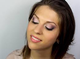 Elodée, maquilleuse professionnelle, sur le site elodee.book.fr, vous démontre le maquillage des. Le Maquillage Des Yeux Marron Vert Maquillage Des Yeux