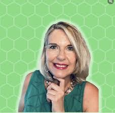 Diane Freeman's Instagram, Twitter & Facebook