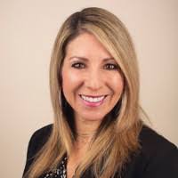 Stephanie Thurston's Instagram, Twitter & Facebook