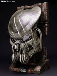 Alien Vs Predator Battle Damaged Celtic Predator Maske Fertig Modell Https Spaceart De Produkte Avp020 Alien Vs Predator Raubtier Biker Tatowierungen