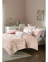 *all links on this page are affiliate links, meaning i get commissions for purchases made through those links on this page at no additional cost to you. Intelligent Design Raina Blush And Gold Comforter Set Belk
