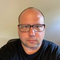 100+ "Holodnak" profiles