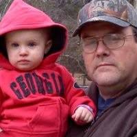 Kris Starling's Instagram, Twitter & Facebook