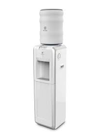 Tower Water Dispenser By Fabio Yuji Matsuda Via Behance Water Dispenser Water Dispenser Design Dispenser Design