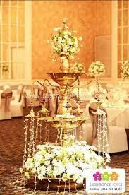 Sri Lankan Oil Lamp Wedding Decor Lassana Flora Jasmine Hydrangea And Mums Wedding Decorations Wedding Table Decorations Wedding Deco