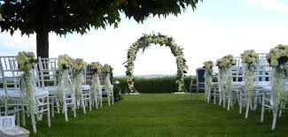 Gerne würden sie ihre hochzeit selber vorbereiten, doch leider. Synergy Wedding Freie Trauung In Italien Am Strand Oder Im Grunen
