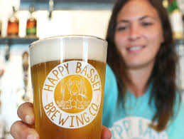 Brewery offers treats for people, dogs alike