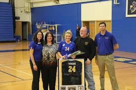 Lauren Woods With Her Parents And Coaches On Senior Night Lauren Wood Volleyball Pictures Senior Night