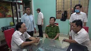 Theo điều tra, tối 11/3, bà võ thị mười (43 tuổi) chạy xe máy lưu thông trên nạn nhân được đưa đến bệnh viện cấp cứu nhưng đã tử vong. S3tjnukyn8eevm