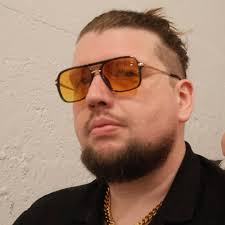 We're excited to announce Matthew Kiichi Heafy from Trivium as an official  Evertune guitar bridge endorser: "The Evertune is an advancement in the  guitar that I never imagined previously could be possible.