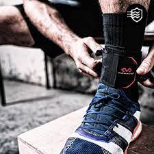 Mcdavid knöchelbandage für verschiedene sportarten. Mcdavid Fussgelenkstutze Mit Strap Streifen Fur Herren Und Damen Ultralite Schwarz Oder Weiss Maximaler Schutz Hilft Verstauchungen Zu Verhindern Oder Sich Von Diesen Zu Erholen Amazon De Bekleidung