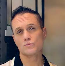 CANCELLING KENNEDY CENTRE SHOWS MISSES THE PROBLEM: THE NAMING OF PUBLIC  INSTITUTIONS. The recent renaming of the Kennedy Centre is certainly not an  issue for which I have particular expertise. I had