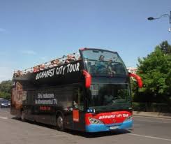 The time between two buses in 20 minutes and the ride lasts about 50 minutes. Se RelanseazÄƒ Bucharest City Tour Cat CostÄƒ È™i Care Va Fi Traseul Evenimentul Zilei