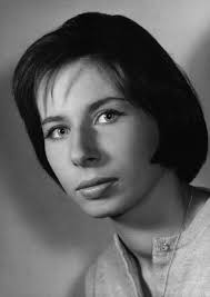 1998 produzierte hacke mit seiner damaligen ehefrau meret becker die cd nachtmahr , bei der er auch als musiker mitwirkte. Monika Hansen Imdb