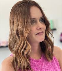 Cassie Drew's Instagram, Twitter & Facebook