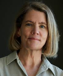 Simone Chambers's Instagram, Twitter & Facebook