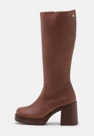 Musse Cloud Winy Platform Boots Cue Brown Zalando Co Uk