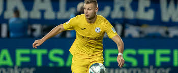 Arminia bielefeld gegen fc bayern münchen: Arminia Bielefeld Florian Hartherz In Dusseldorf Auf Dem Zettel