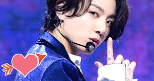 I'm back with another video (jungkook and his long hair again i'm devastated) watch it in hd! Bts S Jungkook Has Everyone Falling In Love With How Long His Hair S Grown Kissasian