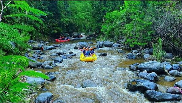 Kaliwatu Rafting di Batu | Atourin