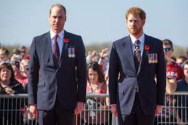 The height of prince william is 6ft 3.2in(191cm). How Tall Are The Royal Family What Their Height Says About Their Personality After George Posed Tall With The Queen