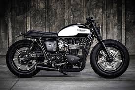 Black Bulldog Triumph Bonneville K Speed Customs Pipeburn