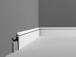 Surplinthe De Recouvrement Orac Decor Sx186 Plinthe Renovation Plinthes Plinthe Bois Poser Des Plinthes