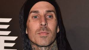 Kris Jenner und Corey schicken Travis blumige Genesungsgrüße