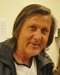 O dă jos pentru că nu e român. Ilie Nastase Biography Titles Facts Britannica