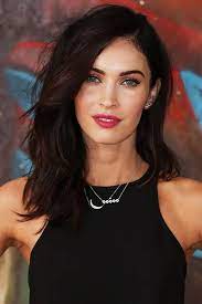 Sleek, straight shoulder length hairstyles: 18 Shoulder Length Layered Hairstyles Popular Haircuts Hair Styles Shoulder Length Layered Hair Medium Hair Styles