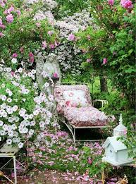 30 Most Amazing Vintage Garden Decorations Shabby Chic Outdoor Decor Shabby Chic Garden Cottage Garden