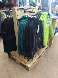 Pallet Display Furniture For Shops Magasin Vetement Agencement Magasin Et Meuble A Fabriquer Soi Meme
