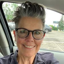 Pauline chambers (@Paulinec1001)