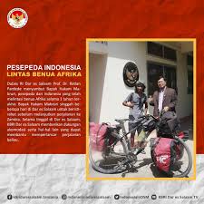 Tapi materi yang berkaitan erat dengan kehidupan orang awam pun akan dibahas dalam matematika, seperti satuan waktu. Ratlan Pardede On Twitter Repost Kemlu Ri Menyambut Bapak Hakam Mabruri Pesepeda Dari Indonesia Yang Telah Melintasi Benua Afrika Selama 1 Tahun Terakhir Beliau Singgah Beberapa Hari Di Dar Es Salaam Utk Beristirahat