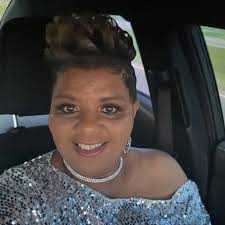 Have yall ever played pass the bottle 👀😂 We dont recommend 🥴 Donovan  Anderson Breill Turnage Smooth Redd Mae Maxwell Ashley Taylor Darrell Whaley