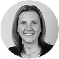 Vicki Fraser's Instagram, Twitter & Facebook