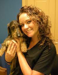 Made up of the very best veterinary specialists, registered veterinary nurses and support staff in the country, it's their dedication and talent that has made davies what it is today. Ellwood Animal Hospital Veterinarian In Ellwood City Pa Us Meet Our Team