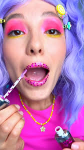 Create a Lip Gloss That Shines Like the Stars! 🌟💄 #beautyhacks #glow