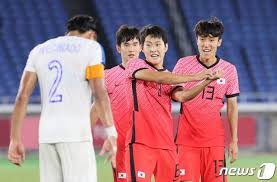 일본축구협회는 22일 도쿄 올림픽 남자 축구에 나설 18명 최종. S Qqj Jyrceeem