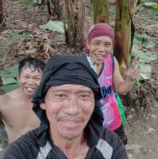 Nag chat ako sayo 6:25 nag reply ka 6:27 Ano ginawa mo nung 6:26? Seloso  daw ako?🥲