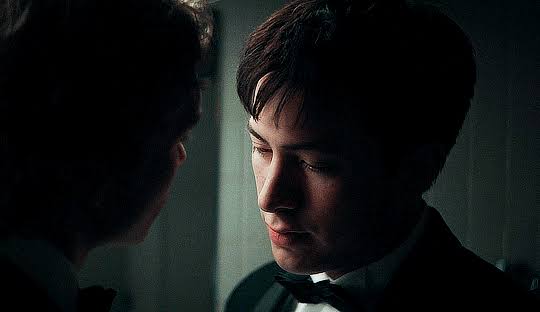 Fun is such a bourgeois concept — Heated Rivalry — 1x02 ⤷ VEGAS BATHROOM  (sources...