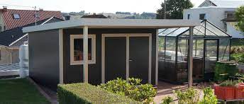 Die gartengerätehäuser können nicht nur helfen, ordnung in den garten zu bringen, sondern auch als motorradunterstand oder motorradgaragen genutzt werden. Geratehauser Gerateschuppen Aus Metall