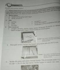 Kalimat perintah identik dengan penggunaan intonasi yang tinggi. Daftarlah Penggunaan Kalimat Perintah Atau Saran Atau Larangan Pada Ketiga Teks Ini
