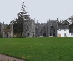 Clan Macdonald Their Castle And Information Clan Macdonald Scotland Castles Scottish Castles